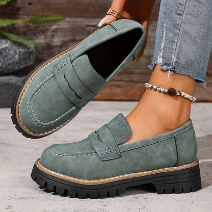 Afslappede damesko i penny loafer-stil med tyk sål