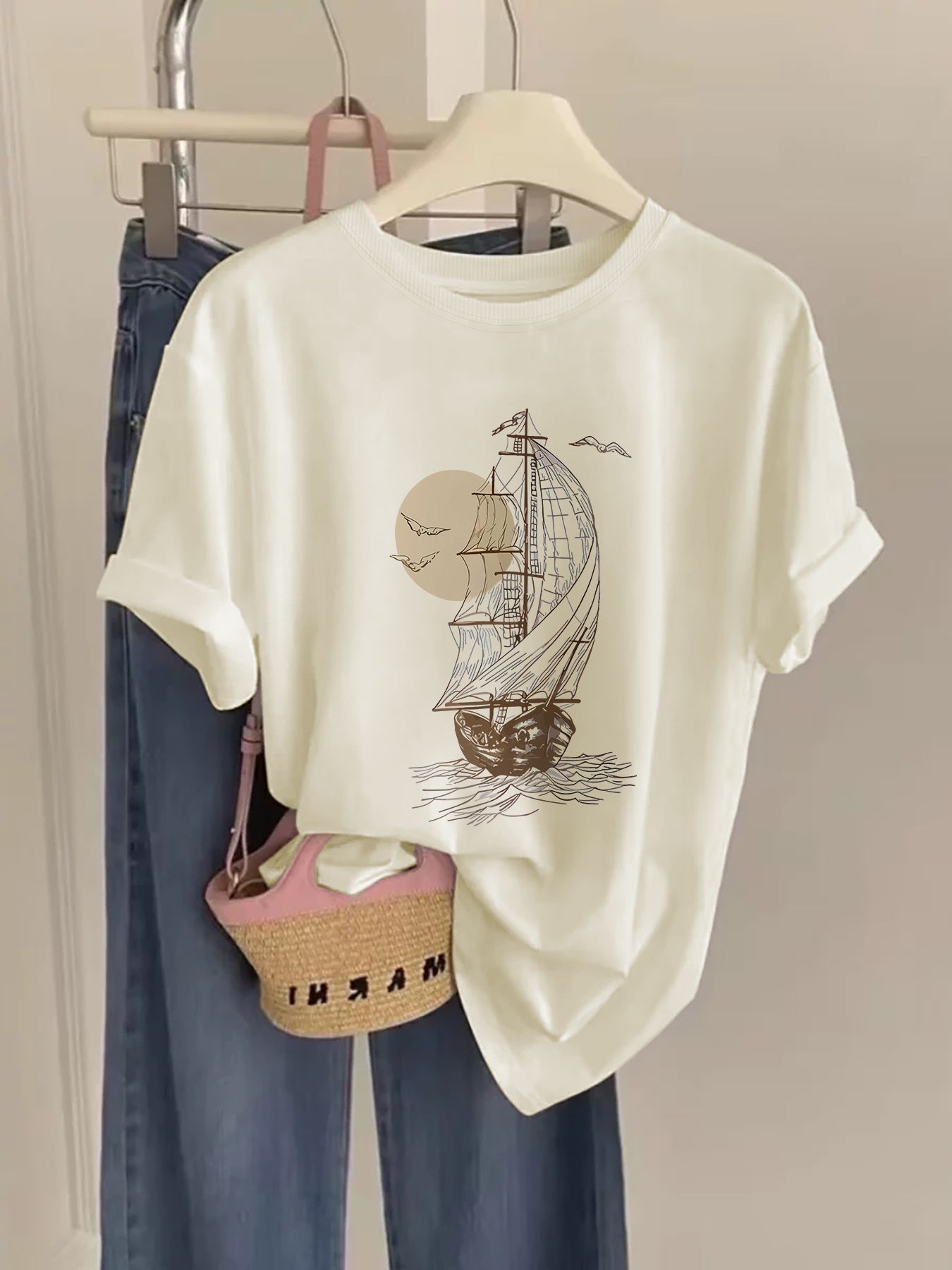 T-shirt décontracté femme motif bateau vintage style nautique aventure urbaine