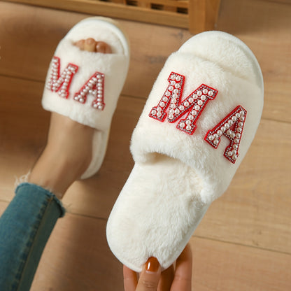 Kapcie damskie w stylu przytulnym z haftem 'MA' dla mamy – modne i wygodne do domu