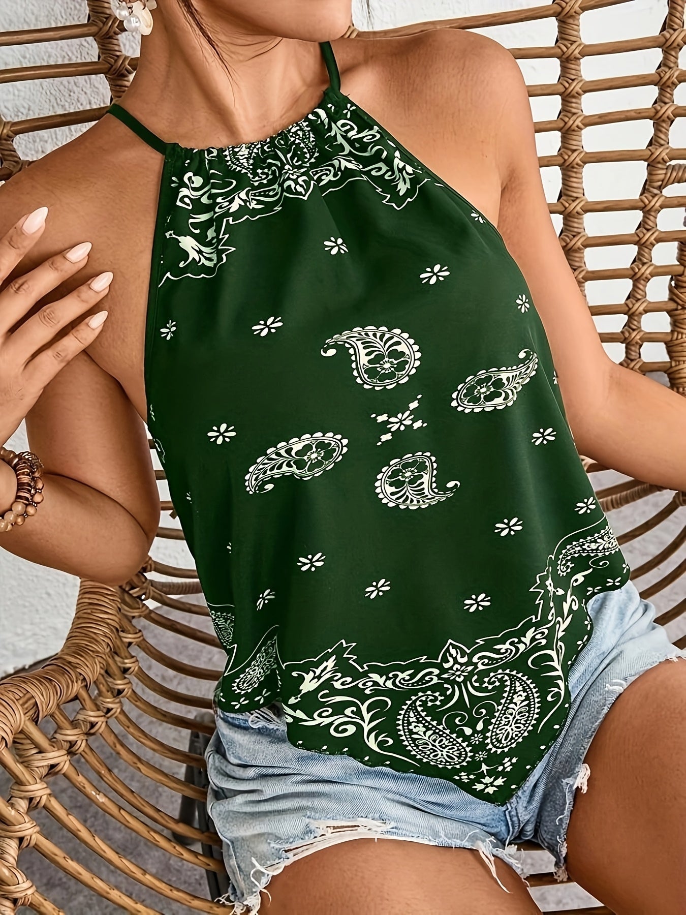 Top à col halter style bandana femme, imprimé paisley bohème, idéal été et vacances