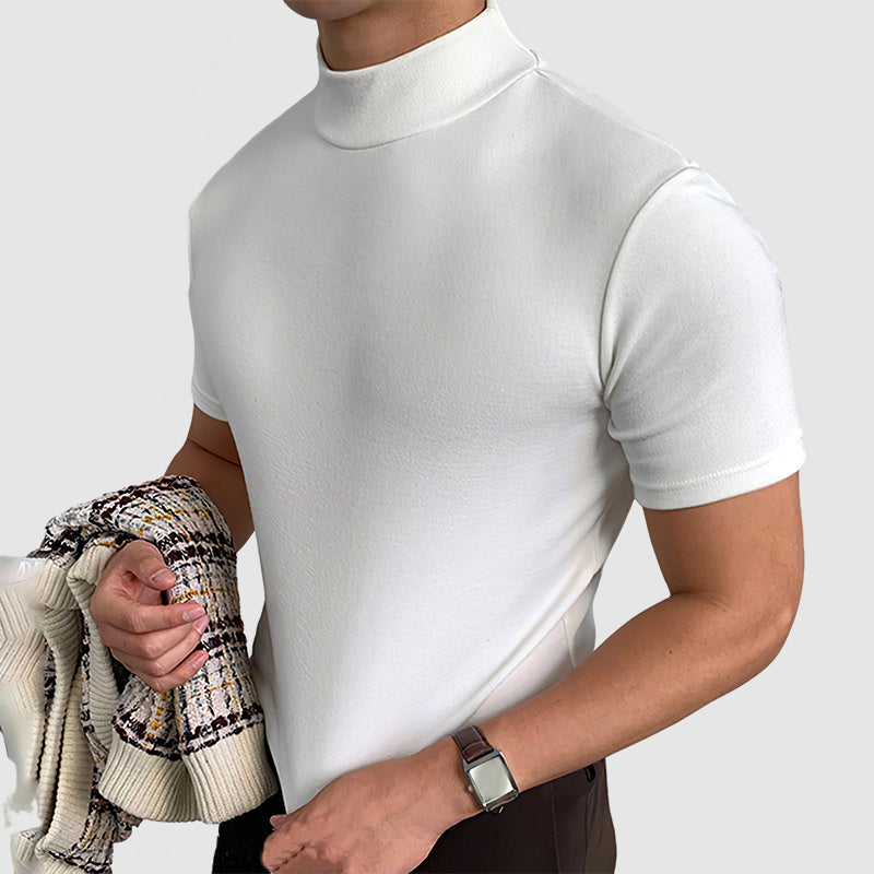 Trendy T-shirt med høj krave til mænd – moderne og tætsiddende stil, ideel til urban eller elegant look