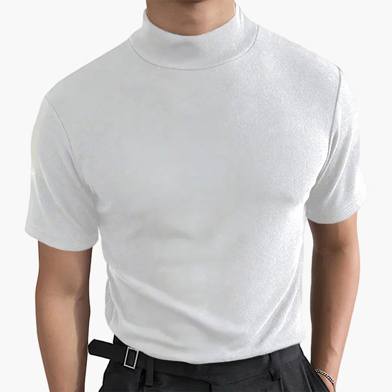 Trendy T-shirt med høj krave til mænd – moderne og tætsiddende stil, ideel til urban eller elegant look