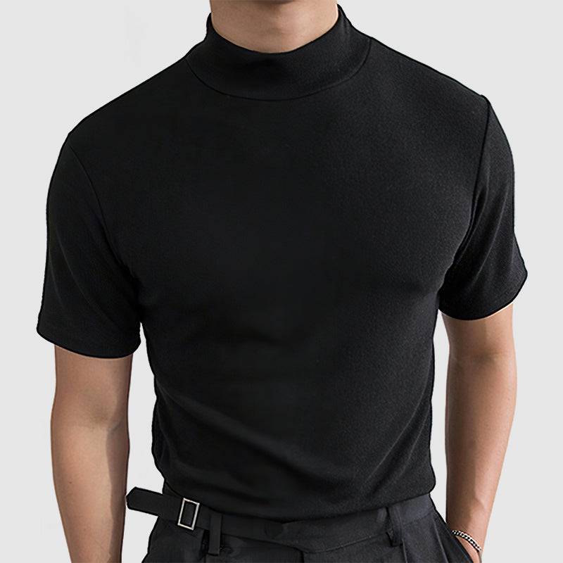 Trendy T-shirt med høj krave til mænd – moderne og tætsiddende stil, ideel til urban eller elegant look