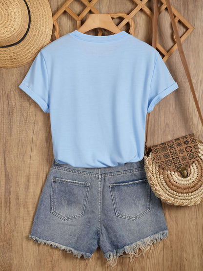 T-shirt femme style casual motif tournesol et papillons, imprimé tendance pour le printemps-été