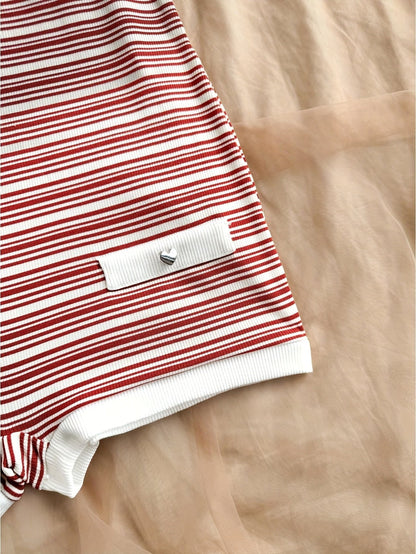 Mono corto de verano para mujer estilo retro chic a rayas para ocio y playa