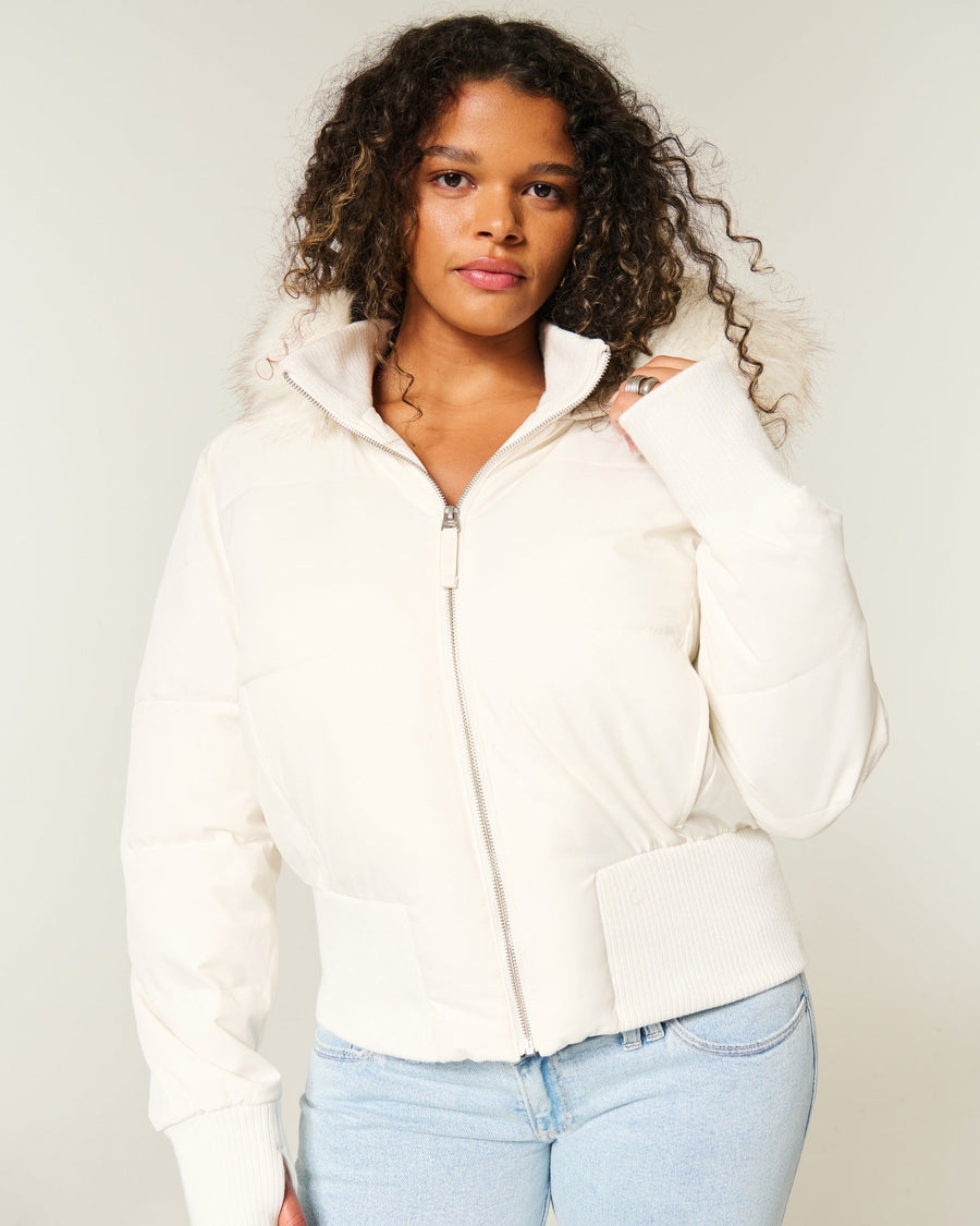 Chaqueta acolchada corta estilo bomber para mujer, con capucha ribeteada de pelo sintético extraíble y cierre frontal de cremallera
