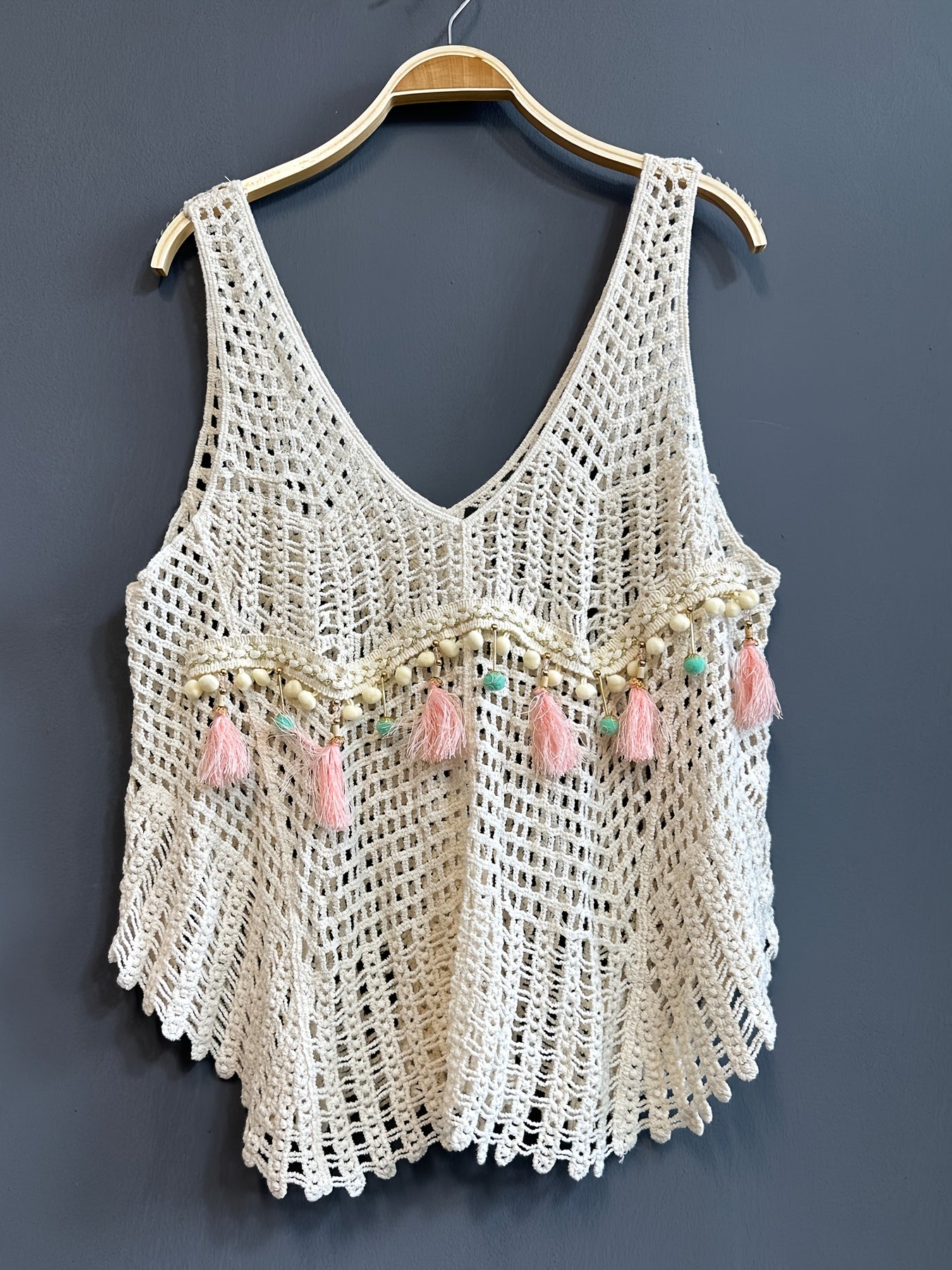 Top bohème femme à col V profond, style crochet ample, idéal été et plage
