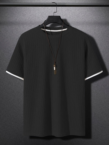 Legeres Herren-T-Shirt mit kurzen Ärmeln, modernem Stil, Rundhalsausschnitt und geprägter Textur