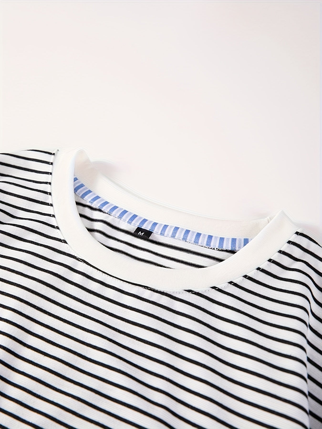 T-shirt à rayures horizontales homme style casual moderne manches courtes