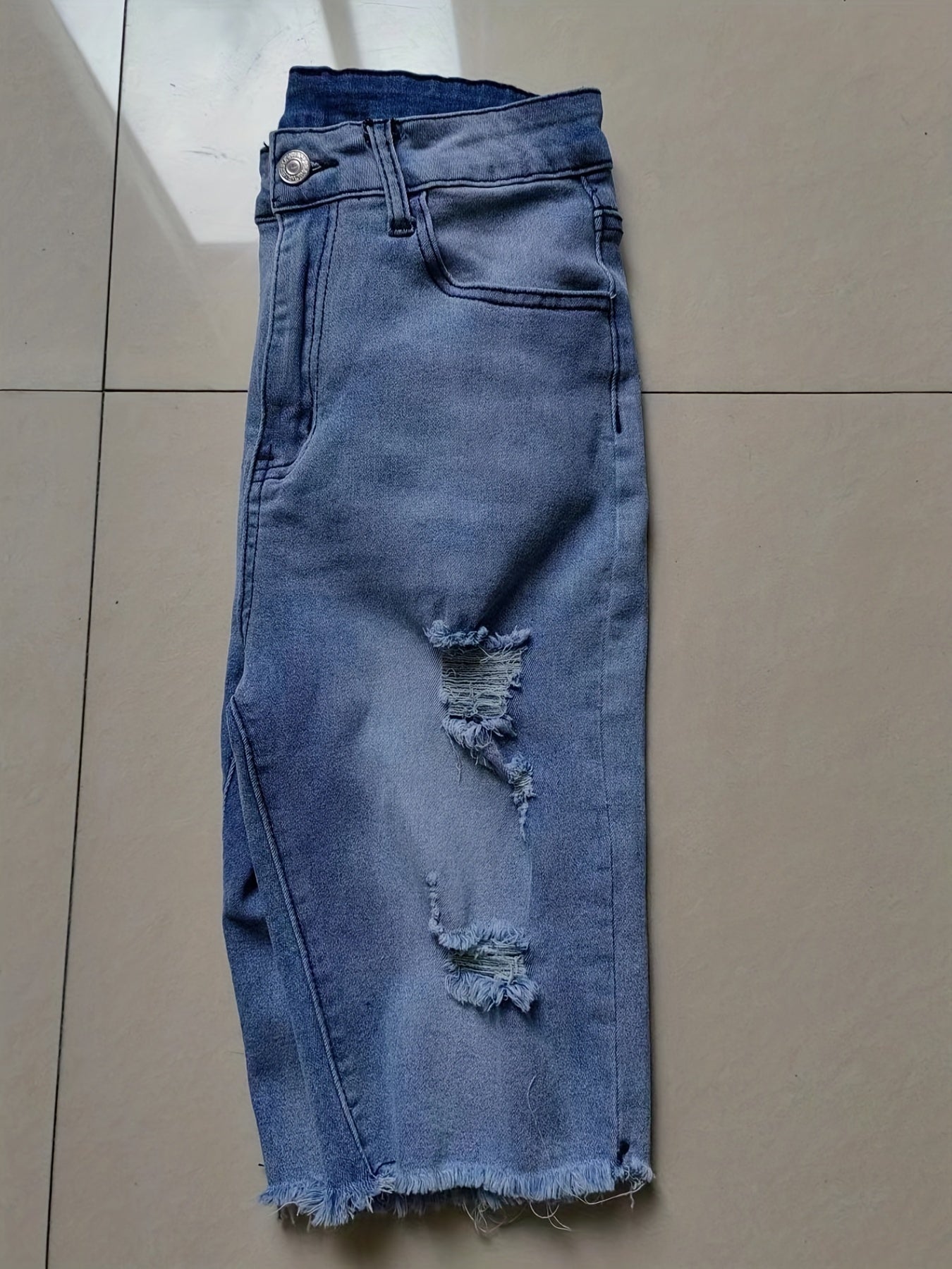 Bermuda casual strappato per donna – Stile urbano alla moda estate