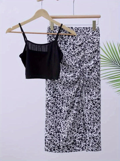 Conjunto femenino falda con flores y top de tirantes estilo vacaciones elegantes
