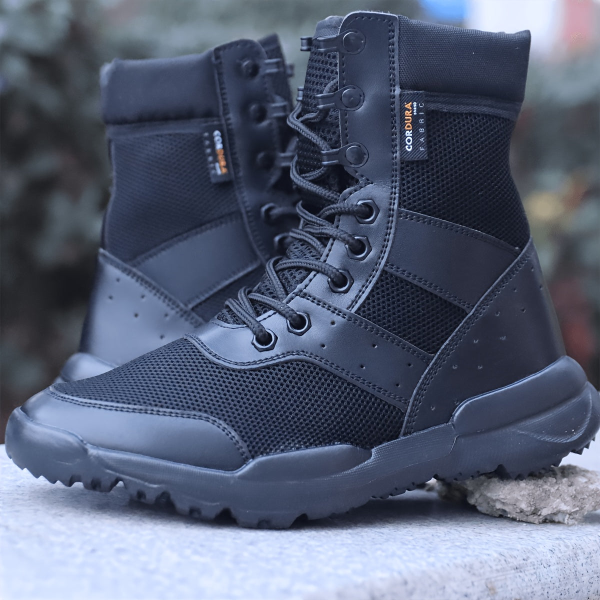 Bottes de combat montantes noires pour hommes Chaussures tactiques respirantes à lacets