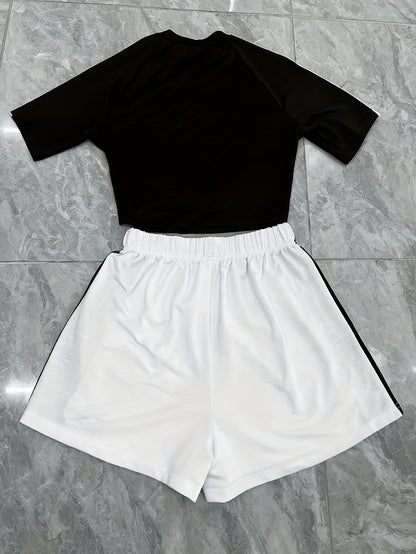 Ensemble de sport deux pièces femme style athlétique tendance - Haut court et short assorti pour fitness et loisirs