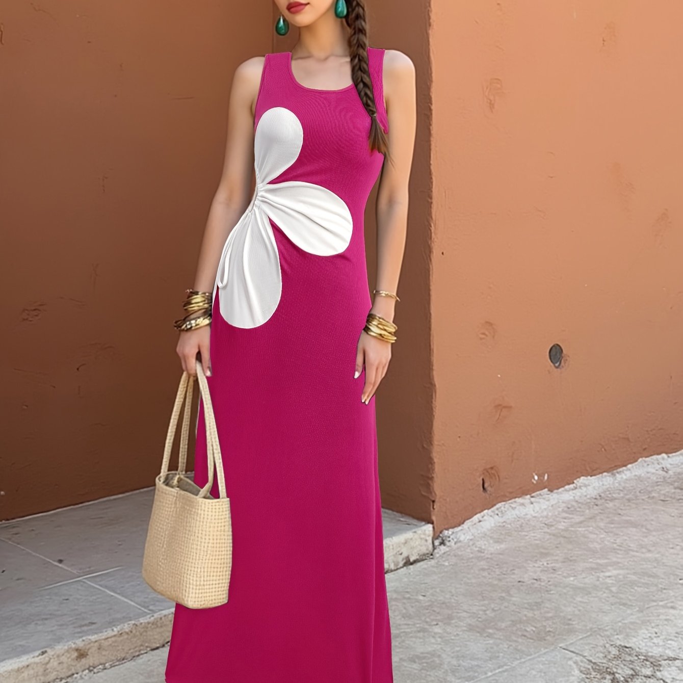 Robe moulante à fleurs découpée pour femme, style estival élégant