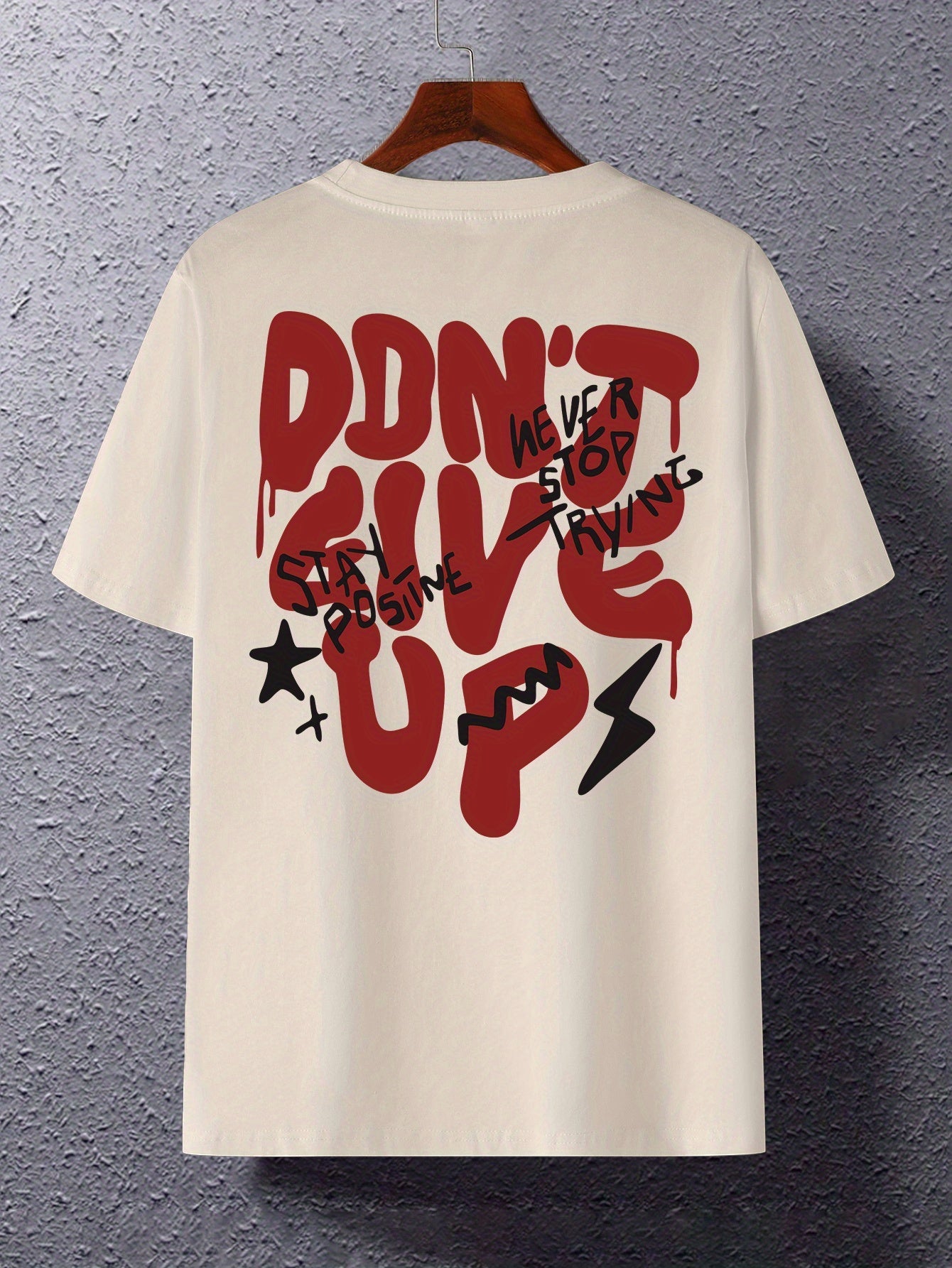 Herren-T-Shirt im Streetwear-Stil mit motivierendem Grafikmuster für den Alltag