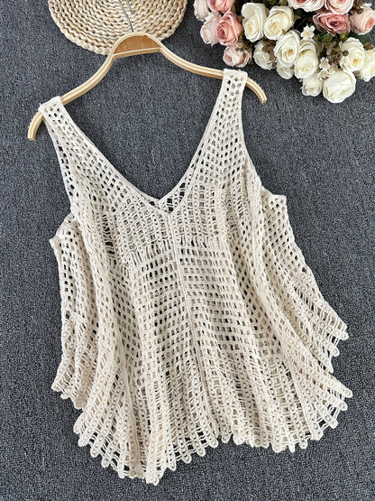Top bohème femme à col V profond, style crochet ample, idéal été et plage
