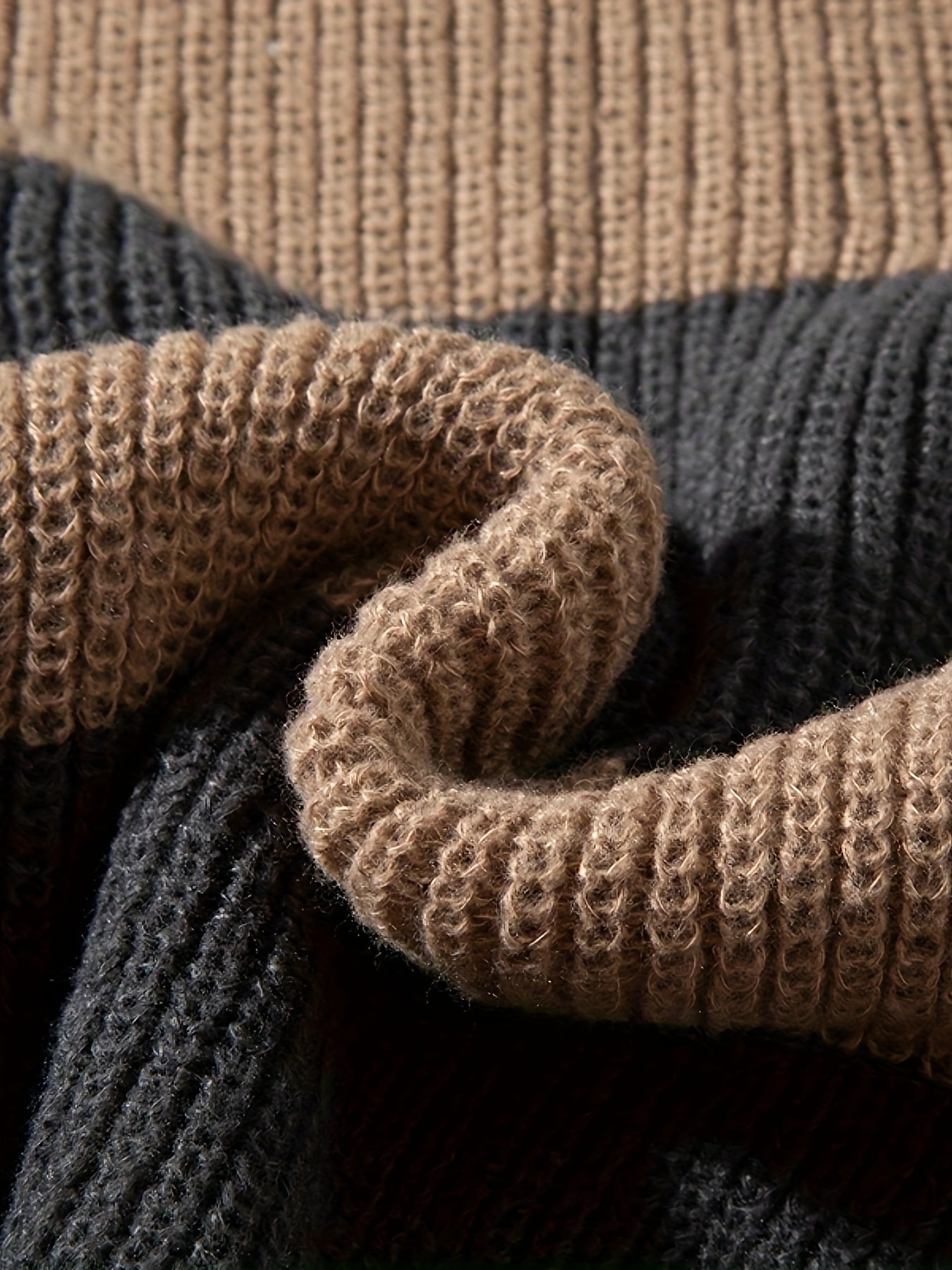 Maglione casual a righe da uomo stile autunno inverno