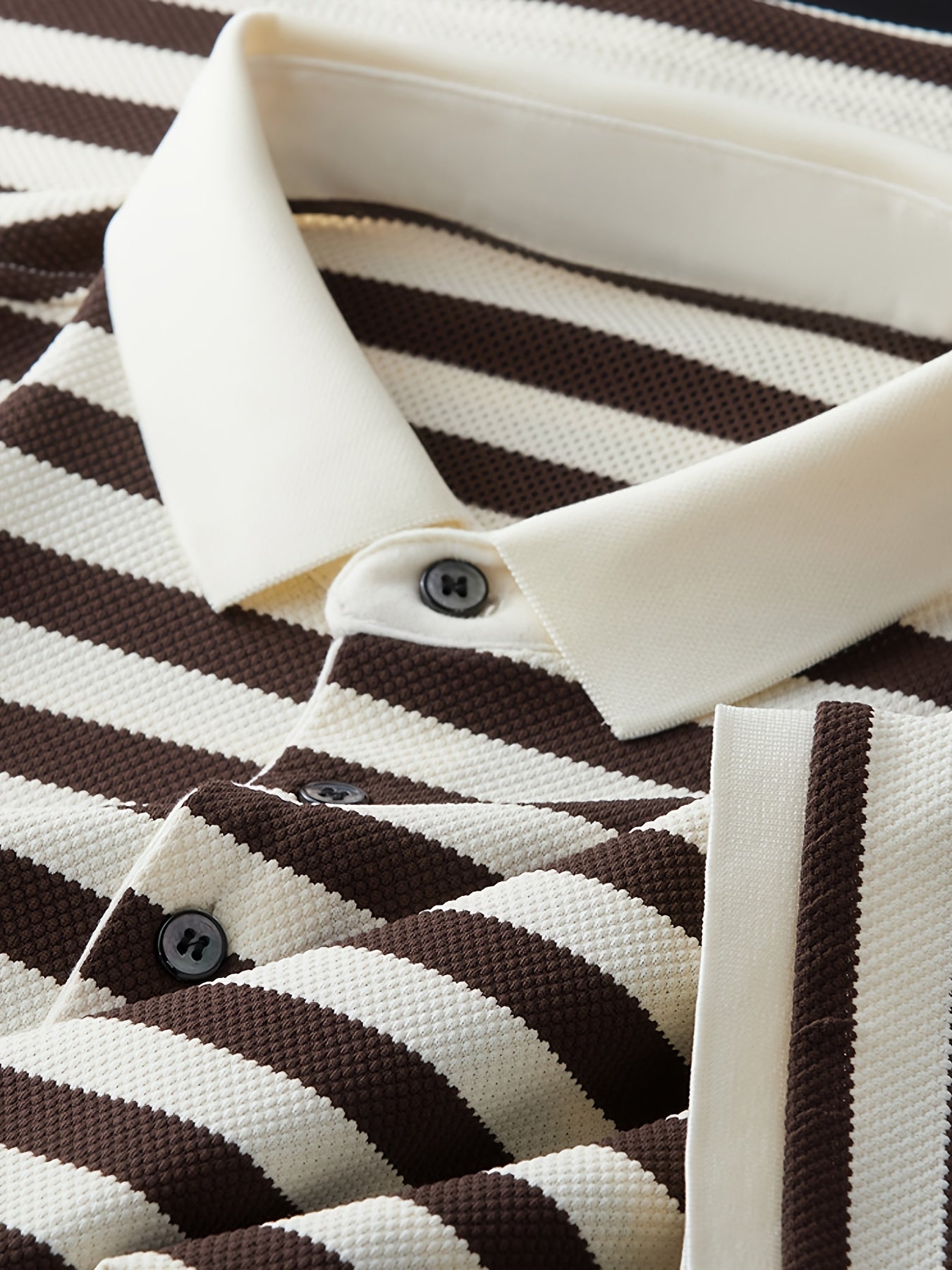 Polo à Manches Courtes Rayé Style Marin pour Homme - Élégance Décontractée Classique