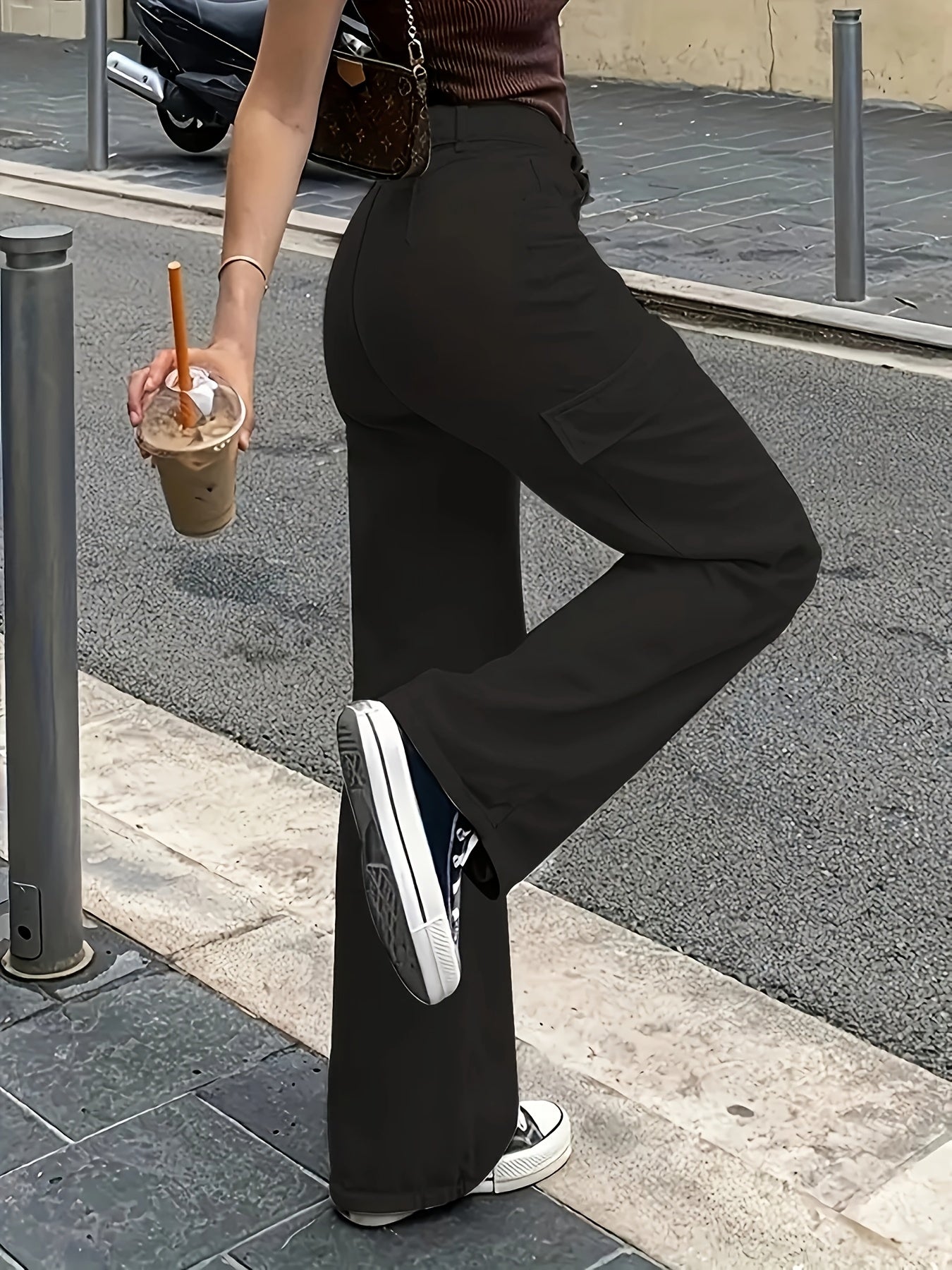 Pantalon cargo large pour femme style urbain et décontracté