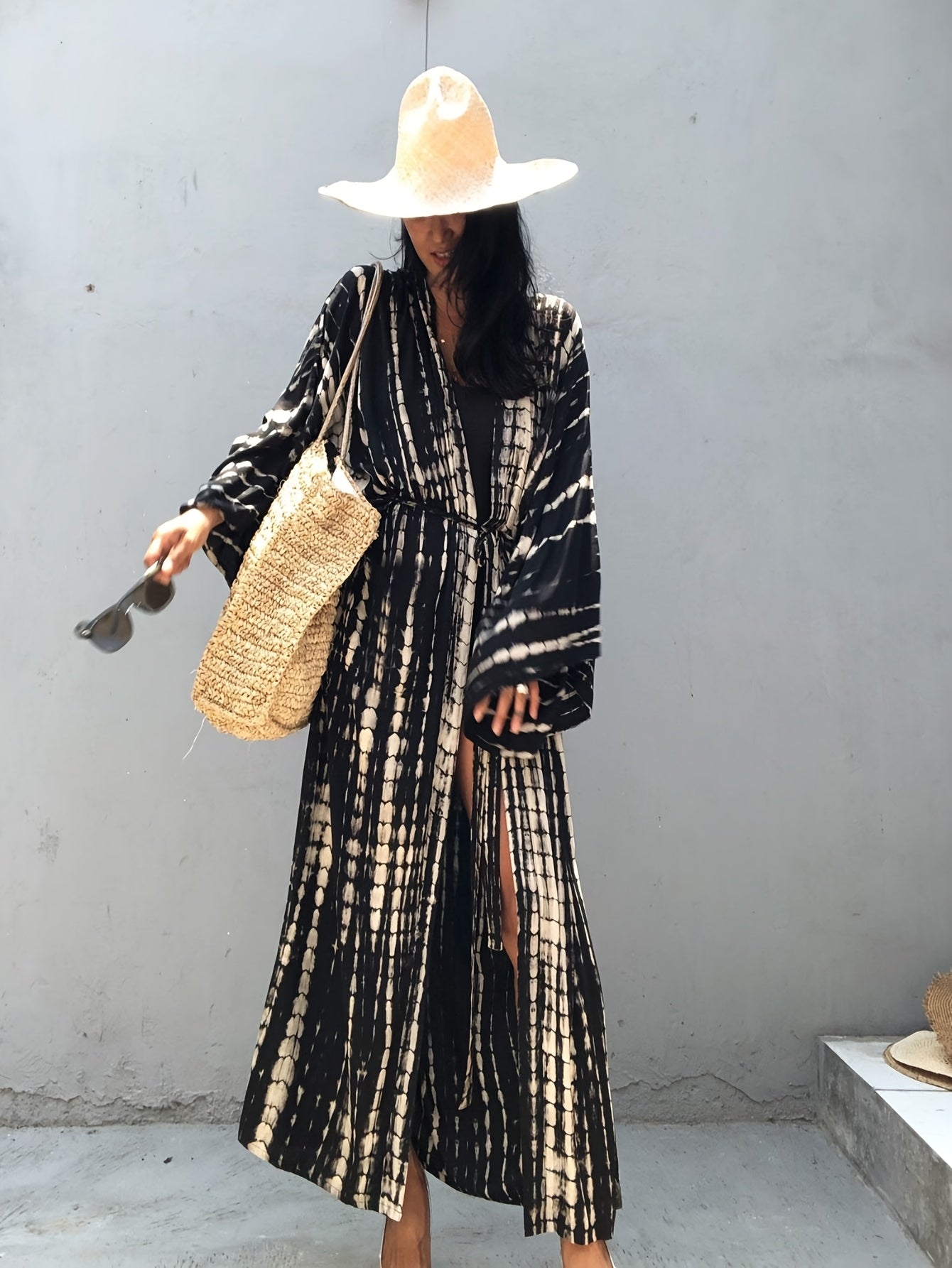 Langer Damen-Strandkimono im boho-chicen Stil für Urlaub und Pool