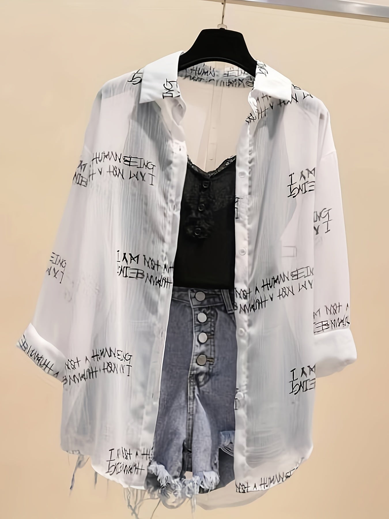 Chemise Femme Style Journal Imprimé avec Débardeur et Short Taille Haute, Tendance Urbaine Casual