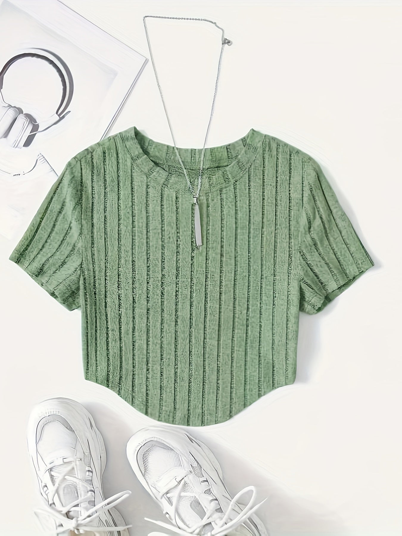T-shirt Femme Style Décontracté à Manches Courtes Col Rond – Idéal pour l'Été et les Loisirs