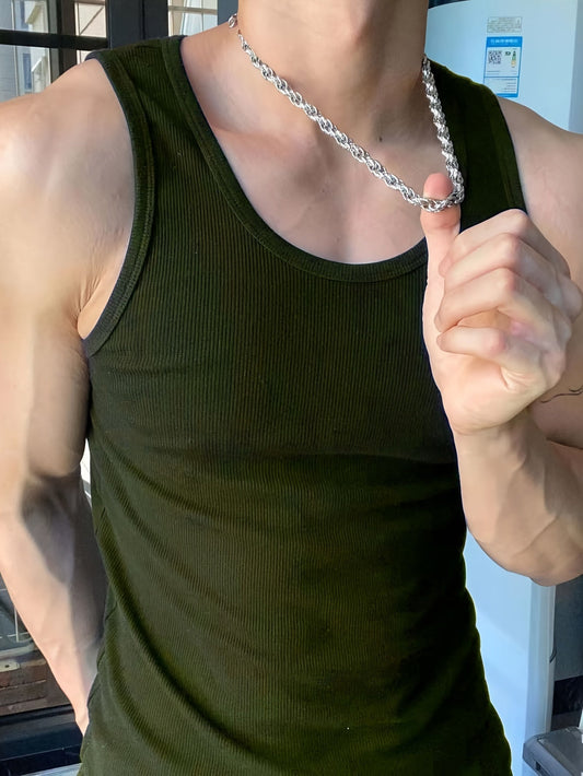 Débardeur homme style sportif coupe ajustée pour fitness et loisirs