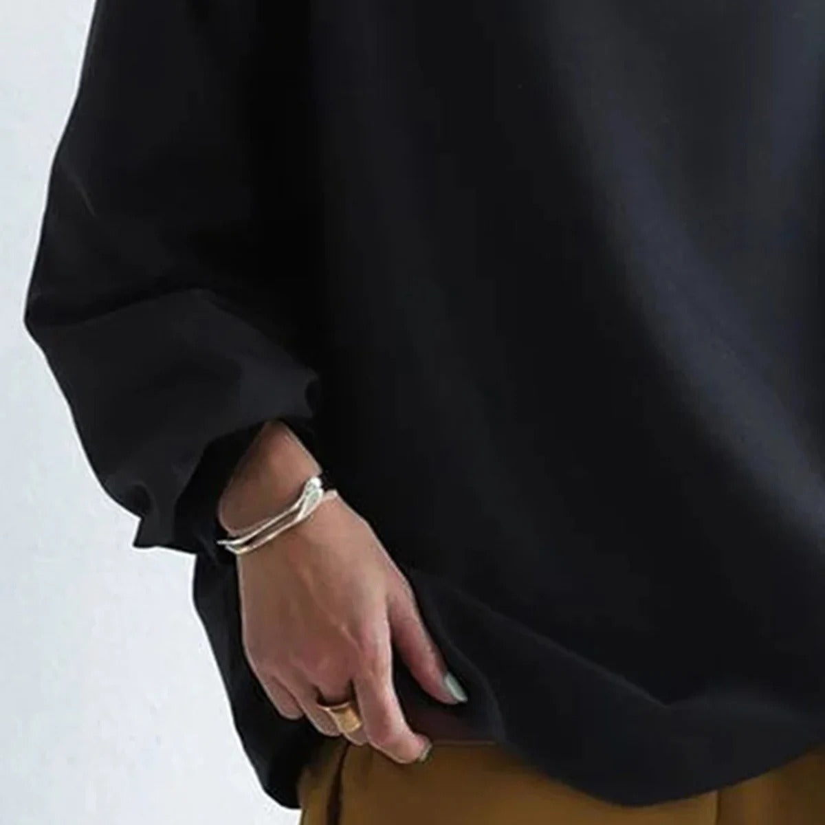 Damelangærmet oversized pullover i elegant stil til dagligt brug eller kontoret