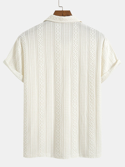 Herren-Polo mit Kurzarm, geometrischen Stickereien und eleganter Textur für einen lässig-schicken Stil  