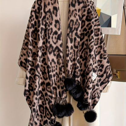 Écharpe large motif animalier avec pompons pour femme