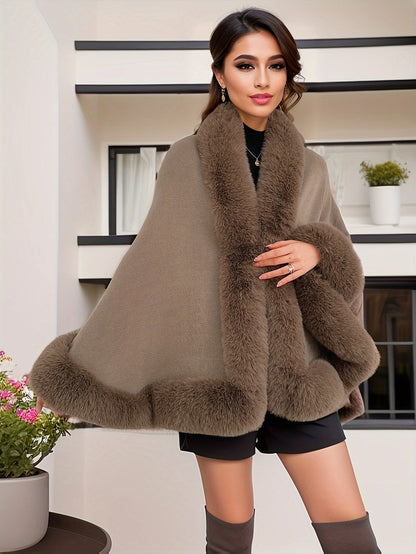 Cape poncho femme ample avec col et bordures en fausse fourrure pour hiver élégant