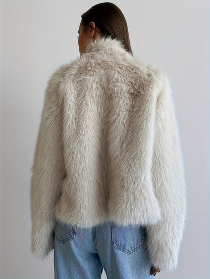Veste Femme en Fausse Fourrure Beige avec Boucles Décoratives