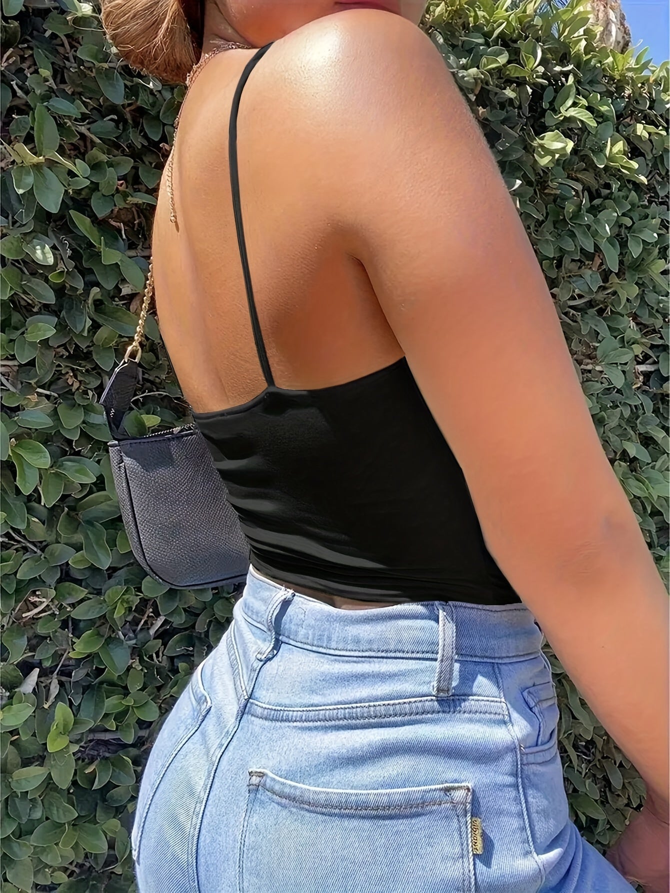 Women's tie-front crop top, modern style for daily use