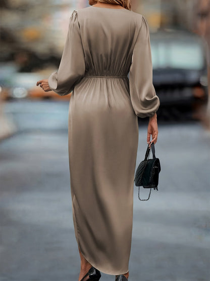 Elegant aftenkjole med slå-om design til kvinder, chic draperet stil til festlige lejligheder