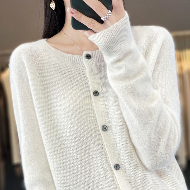 Danielle – Merino Vest for Women with Round Neck and Long Sleeves in