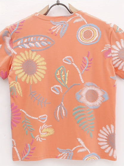T-shirt femme style chic à motifs brodés géométriques manches courtes pour l'été