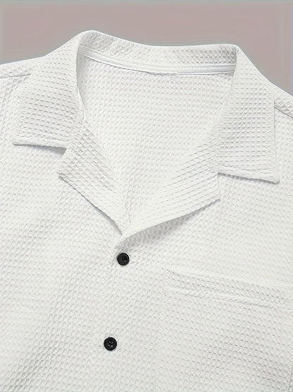 Chemise décontractée homme à manches courtes style resort avec col camp et texture gaufrée