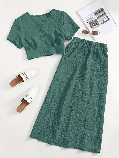 Women's two-piece set long skirt and elegant cropped top casual chic style