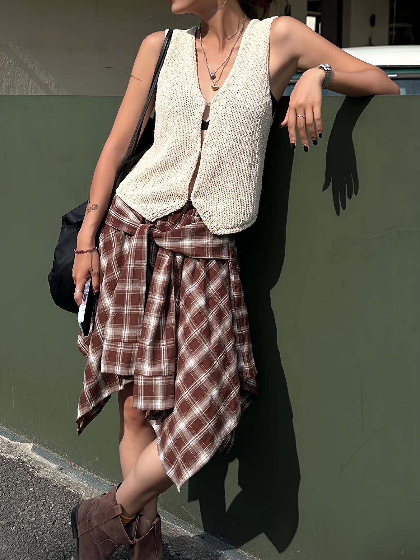 Asymmetrical plaid shirt-style skirt for women – Urban and casual trend