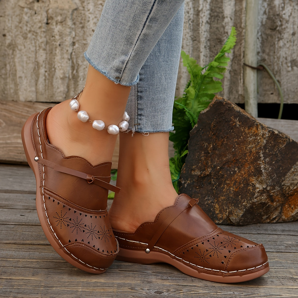 Drewniaki vintage na platformie na obcasie dla kobiet – Styl casualowy i elegancki
