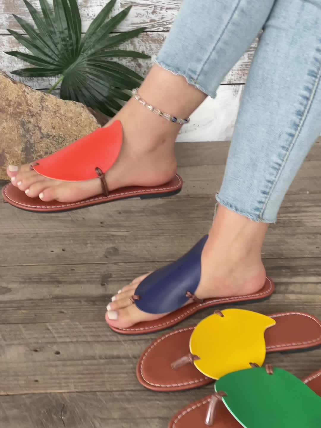 Trendy flade sandaler til kvinder – Moderne stil og sommerkomfort