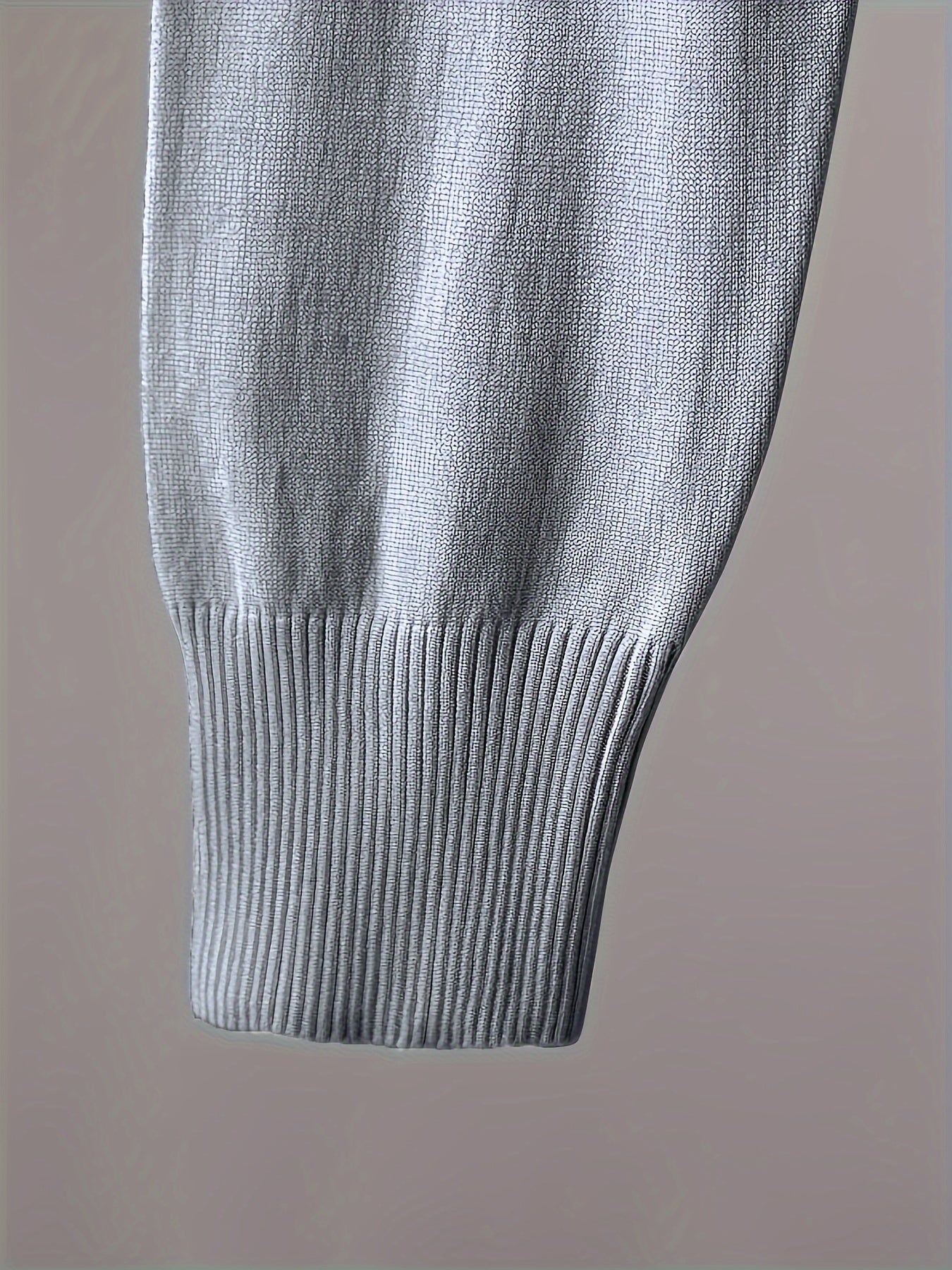 Ensemble pull col V et pantalon jogger, tricot doux, beige clair