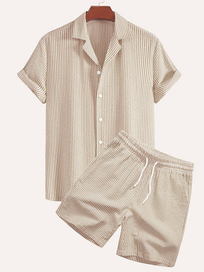 Completo casual due pezzi a righe da uomo – Stile estivo ed elegante per la spiaggia e il tempo libero