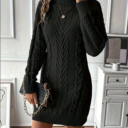 Robe pull côtelée à col roulé et motifs torsadés pour femme