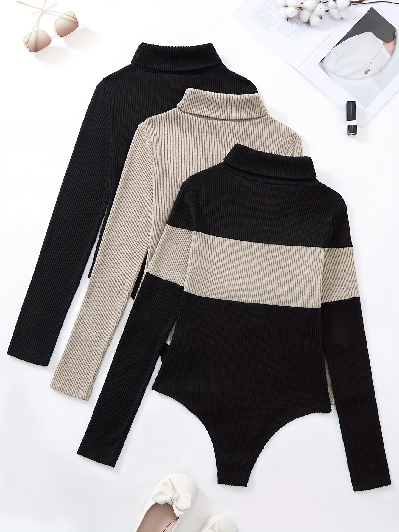 Body côtelé femme col roulé manches longues noir beige