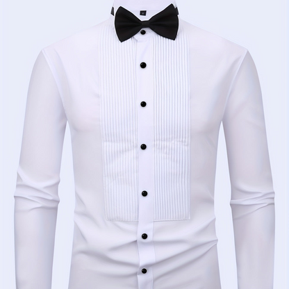 Chemise habillée homme blanche avec plastron plissé et boutons noirs