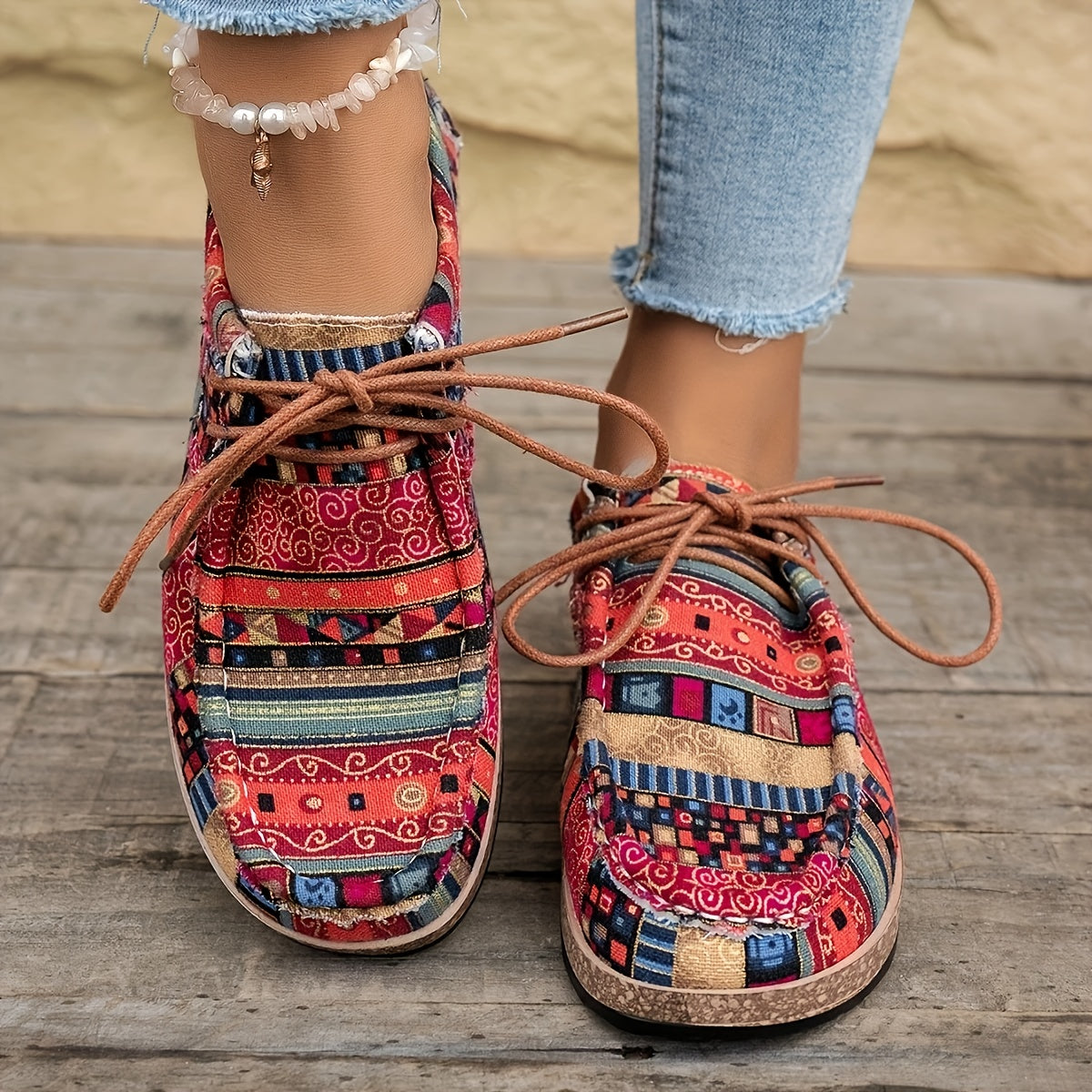 Wygodne damskie buty vintage w stylu mokasynów z etnicznymi wzorami