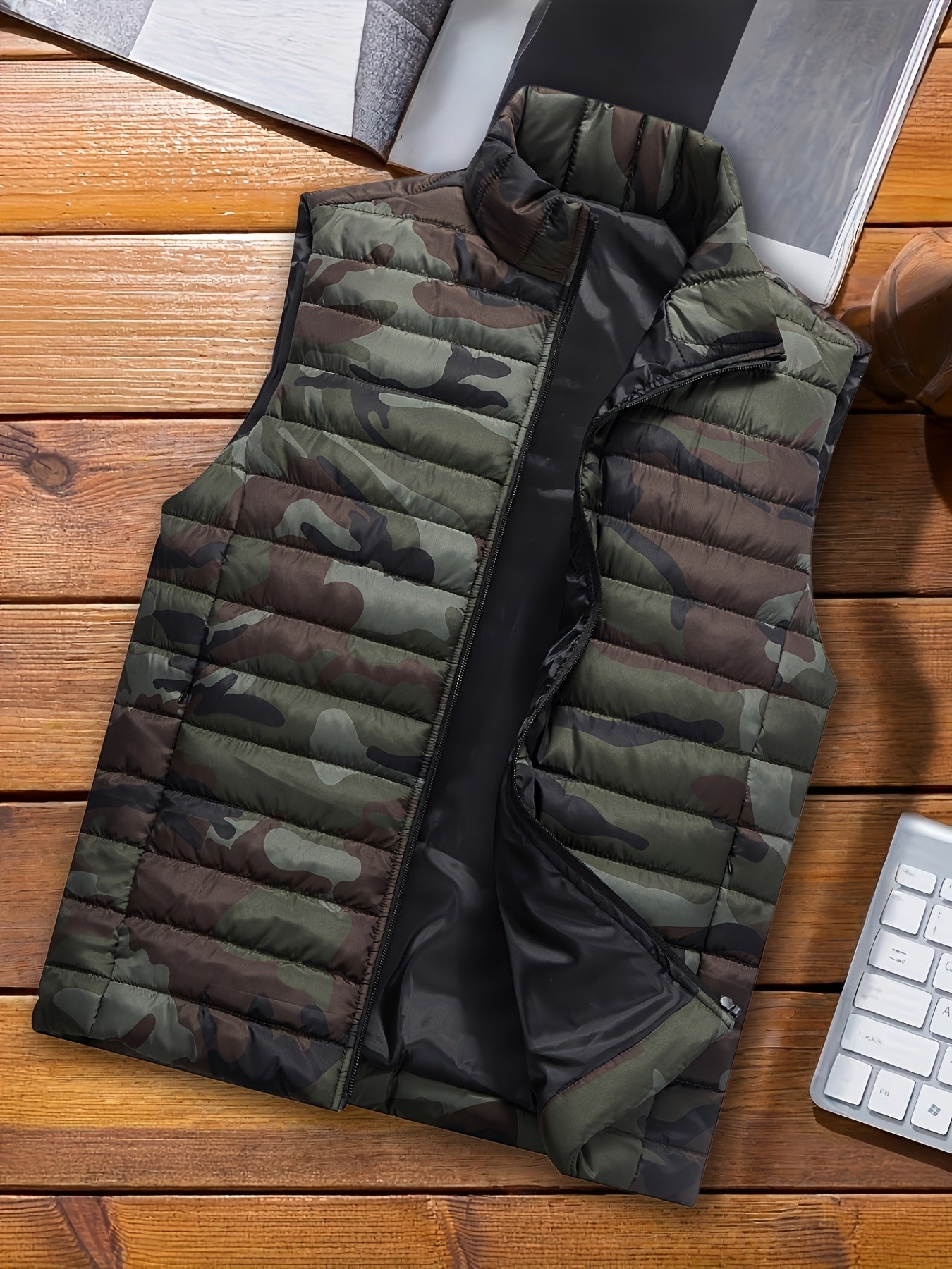 Doudoune sans manches homme matelassée motif camouflage vert militaire