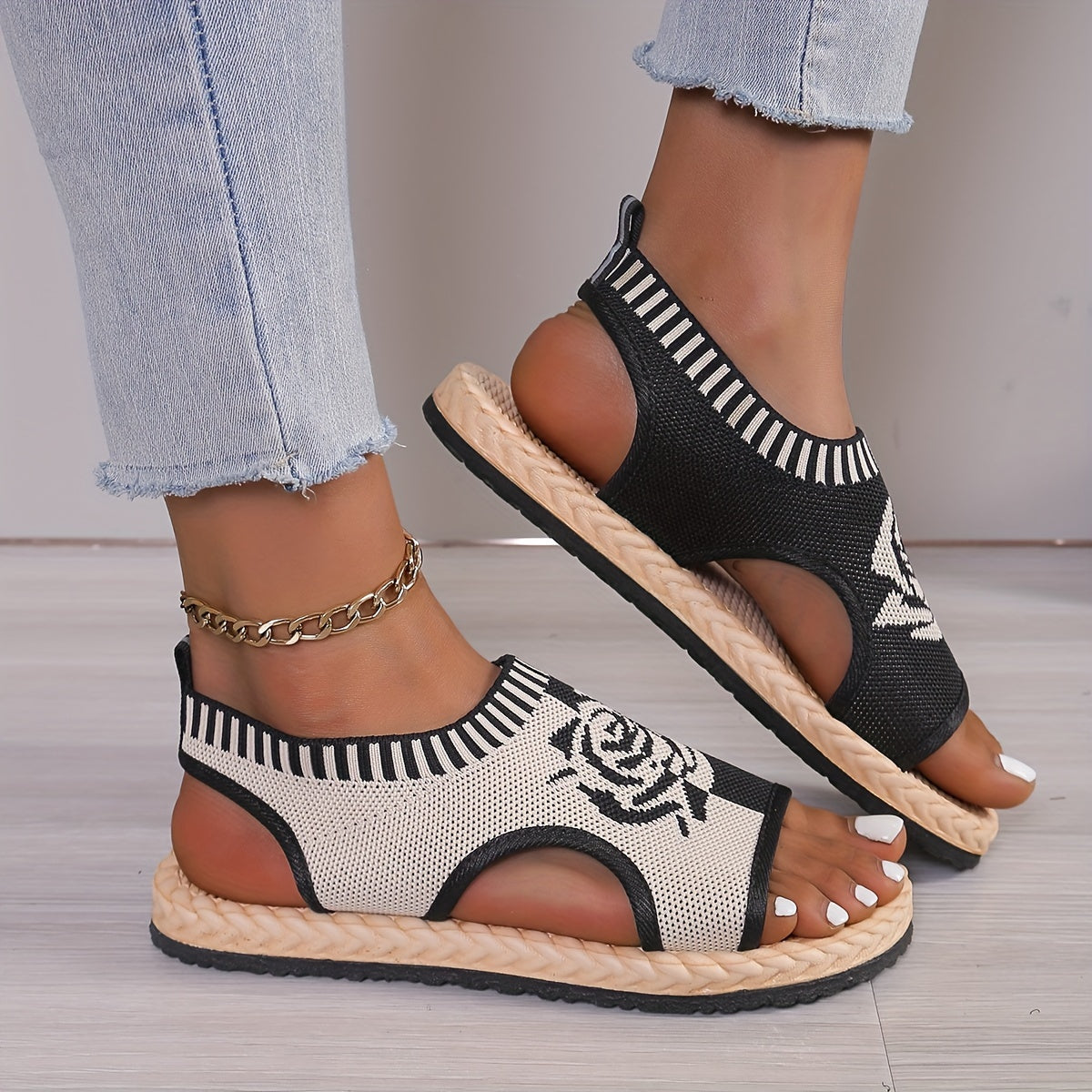 Sandales décontractées femme à motif floral pour été, style bohème chic, confort quotidien