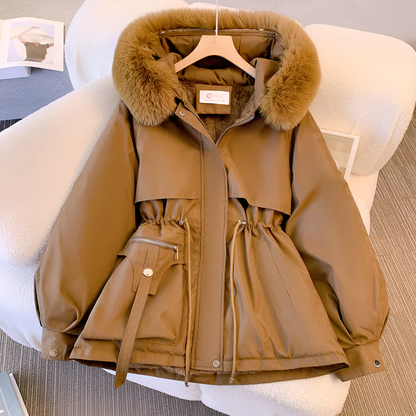 Elegant vinterfrakke til kvinder i varm og trendy parka-stil